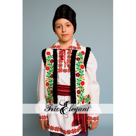 Costum National Moldovenesc pentru baieti 4